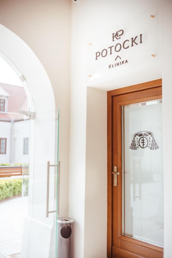 Palacyk Potockiego Braniewo Exteriör bild